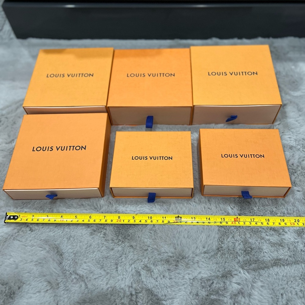 Louis Vuitton box